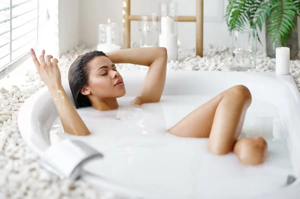 Jacuzzi Milk Bath